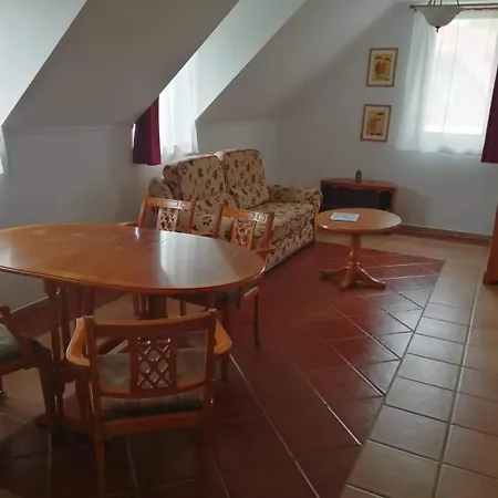 Διαμέρισμα Batthyany Villapark *